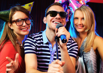 인천의 새로운 유흥 트렌드, ‘인천쓰리노’ 노래방이 인기 끄는 이유는?